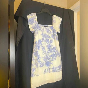 GAP Woman’s Blue Floral Slip Sheath Dress Size 0 Cotton/Silk Boat Neck Classic